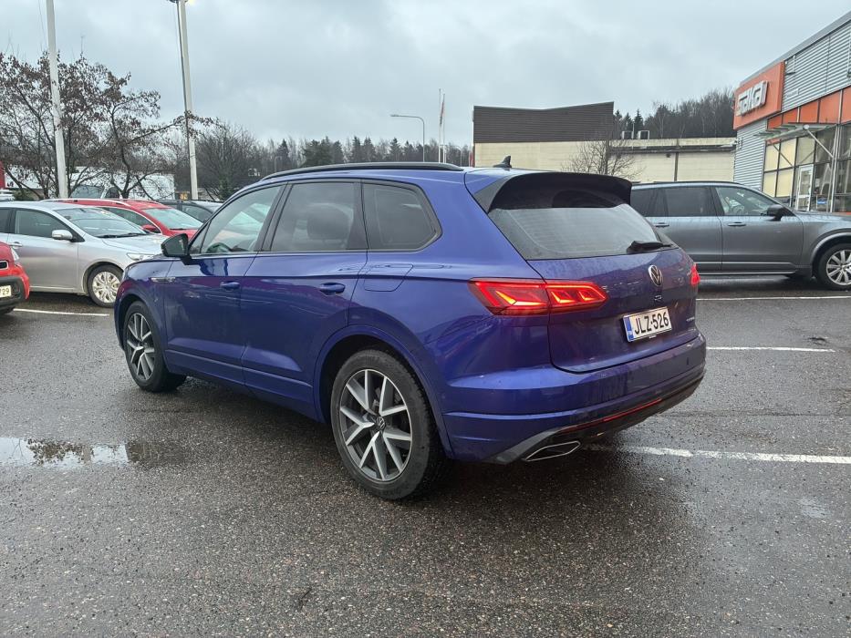 VOLKSWAGEN Touareg 2021