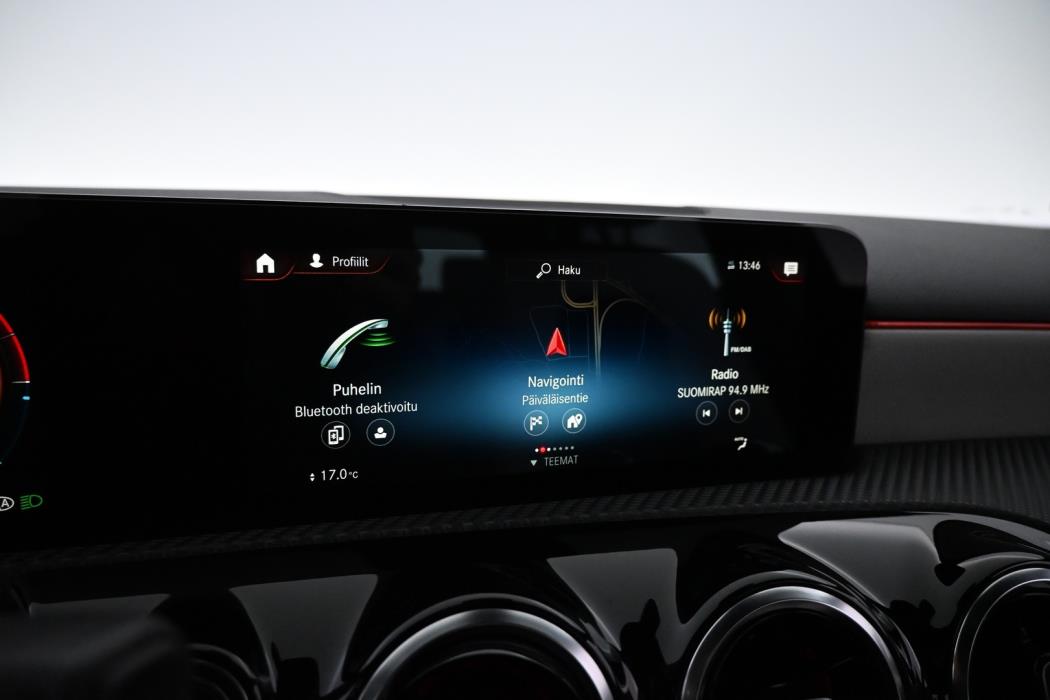 MERCEDES-BENZ A 2021