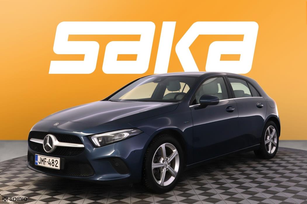 MERCEDES-BENZ A 2021