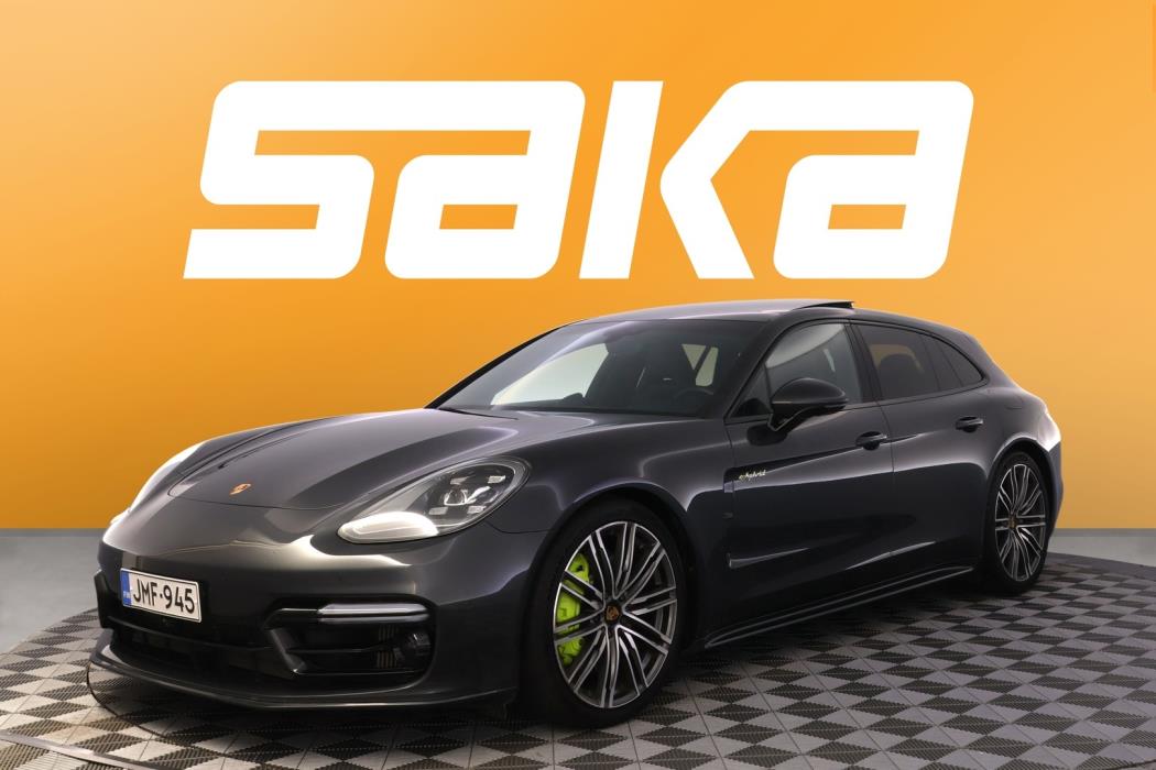 PORSCHE Panamera 2018