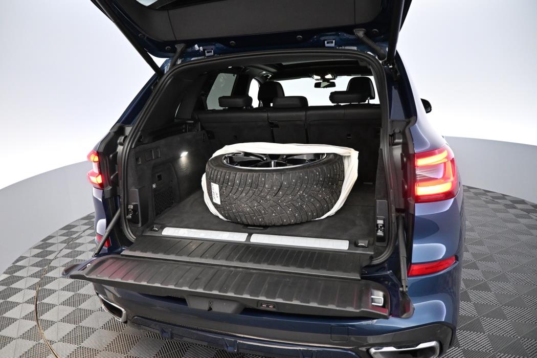 BMW X5 2021