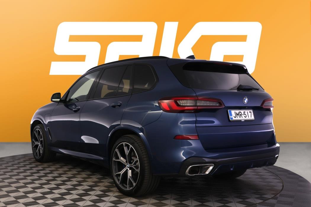BMW X5 2021