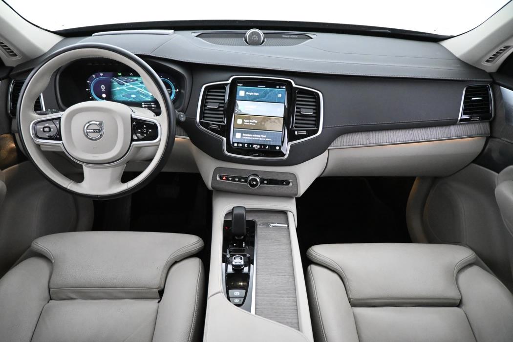 VOLVO XC90 2023