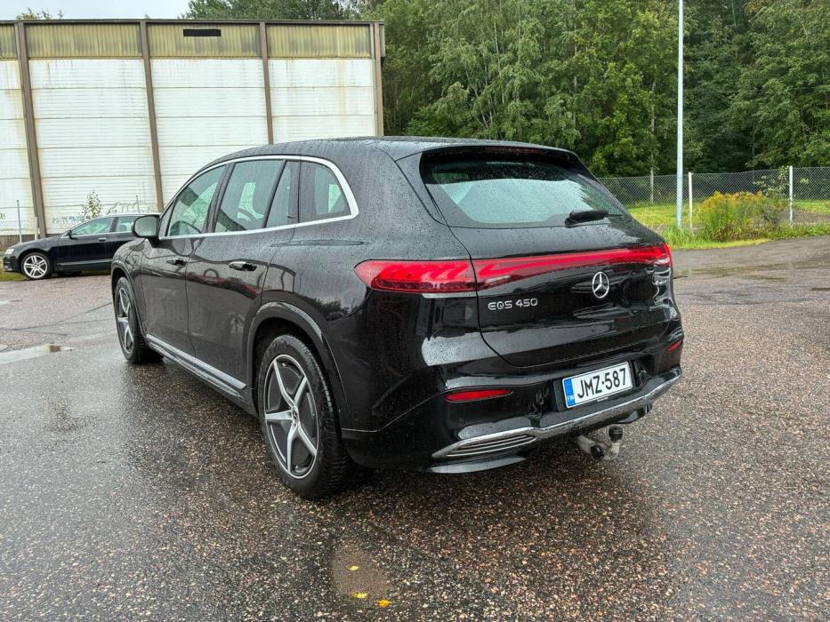 MERCEDES-BENZ EQS SUV 2023