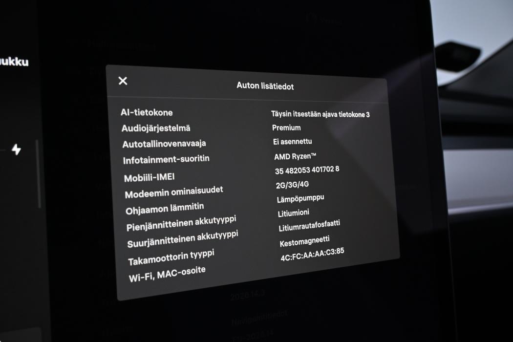 TESLA Model Y 2023