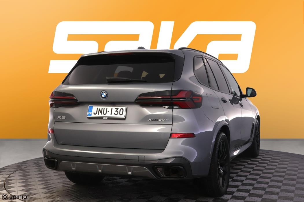 BMW X5 2024