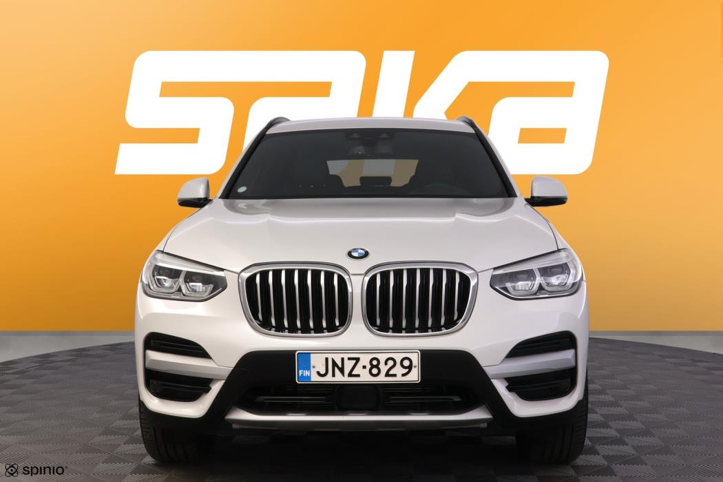 BMW X3 2021