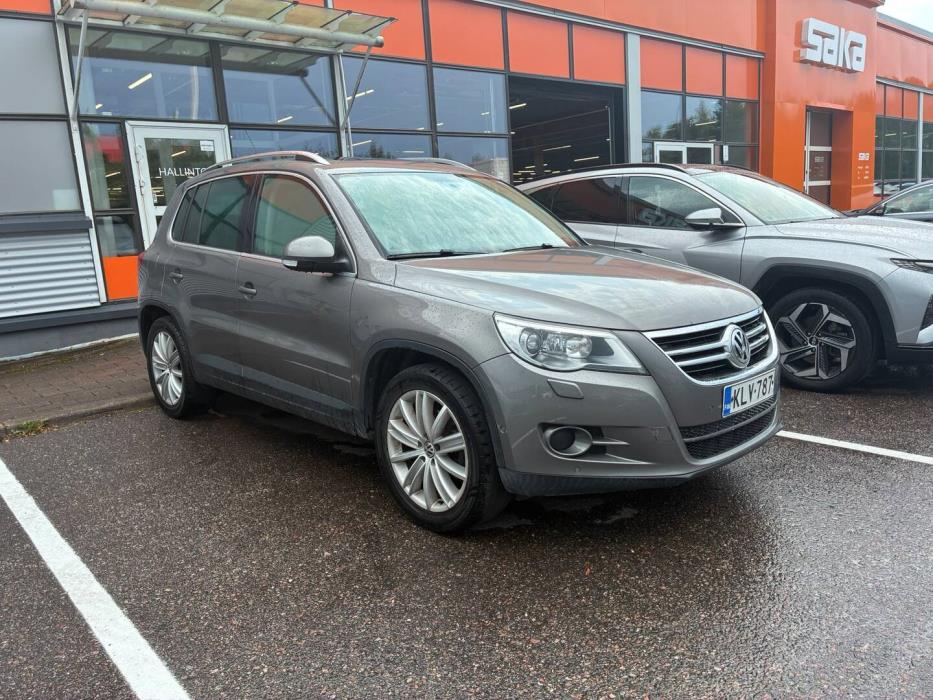 VOLKSWAGEN Tiguan 2010