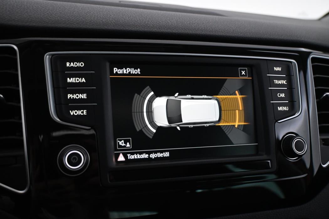 VOLKSWAGEN Golf Sportsvan 2016