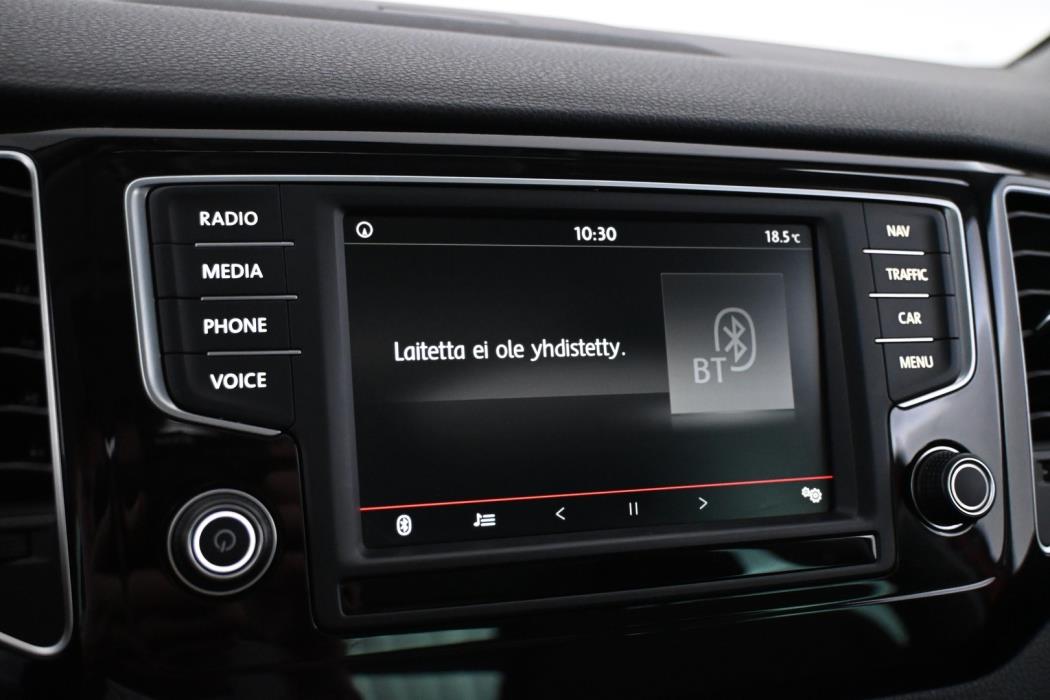 VOLKSWAGEN Golf Sportsvan 2016