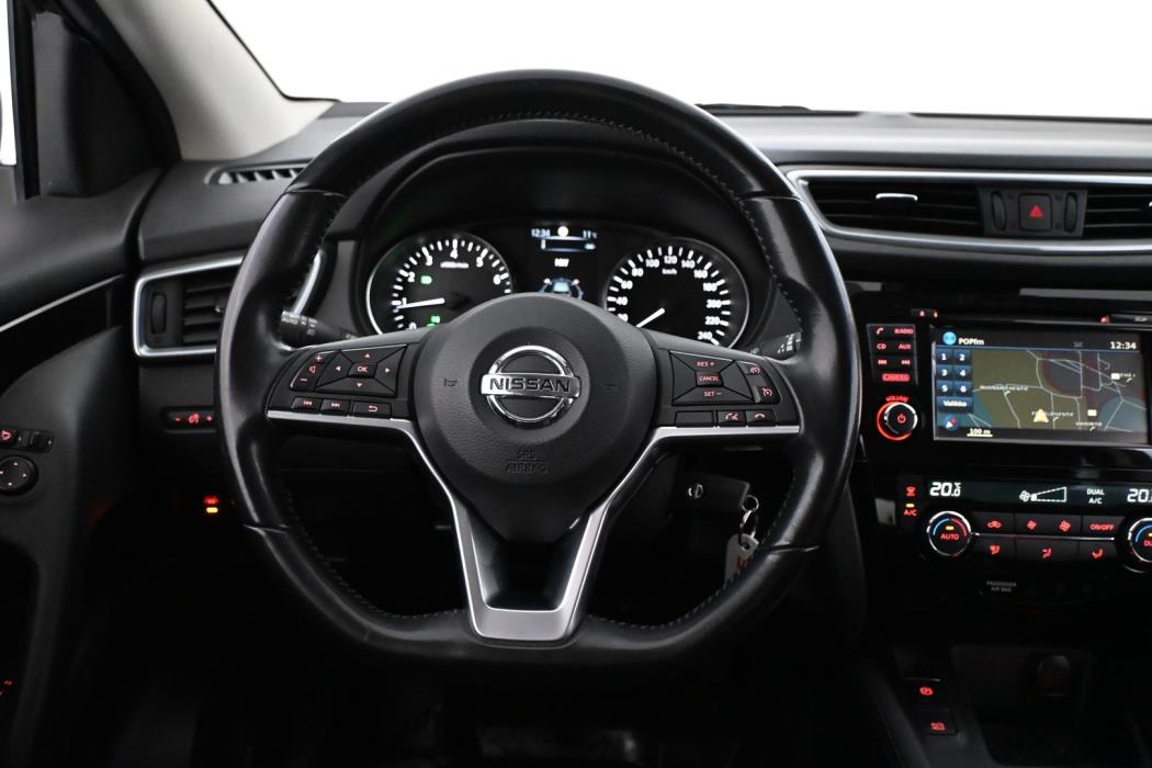 NISSAN Qashqai 2018