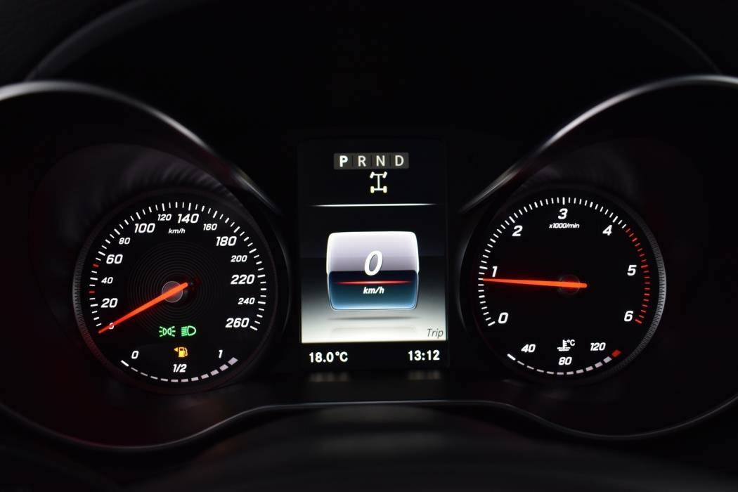MERCEDES-BENZ X 2018