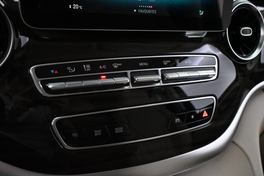 MERCEDES-BENZ V 2022