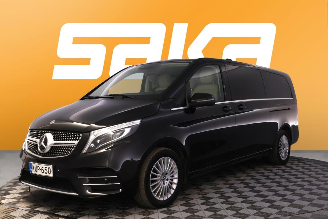 MERCEDES-BENZ V 2022