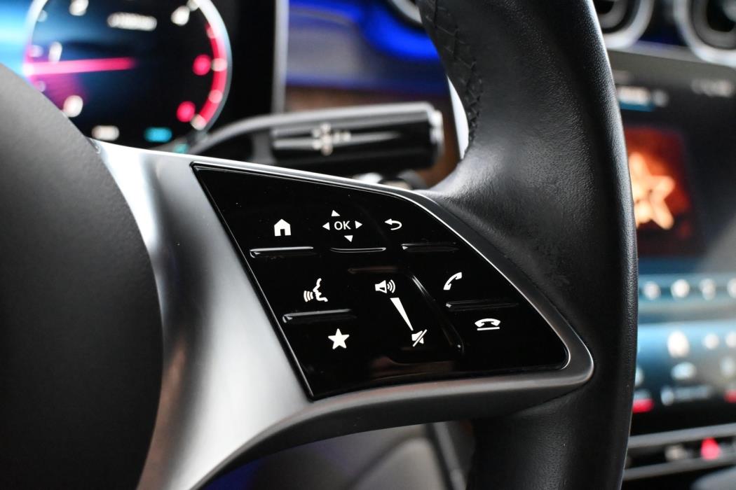 MERCEDES-BENZ GLC 2023