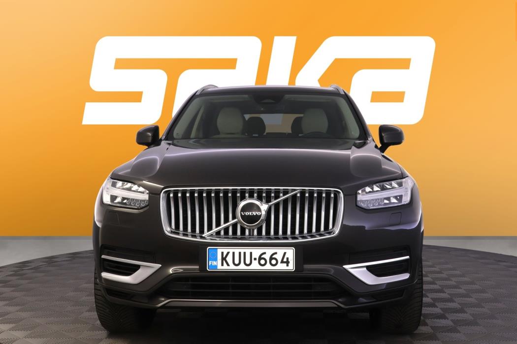VOLVO XC90 2023