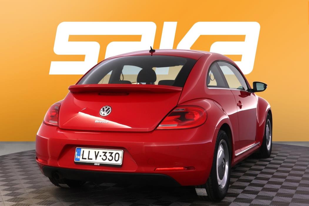 VOLKSWAGEN Beetle 2013
