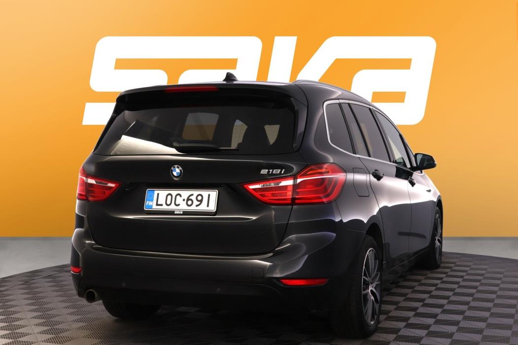 BMW 218 2016