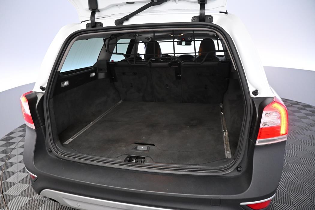 VOLVO XC70 2013