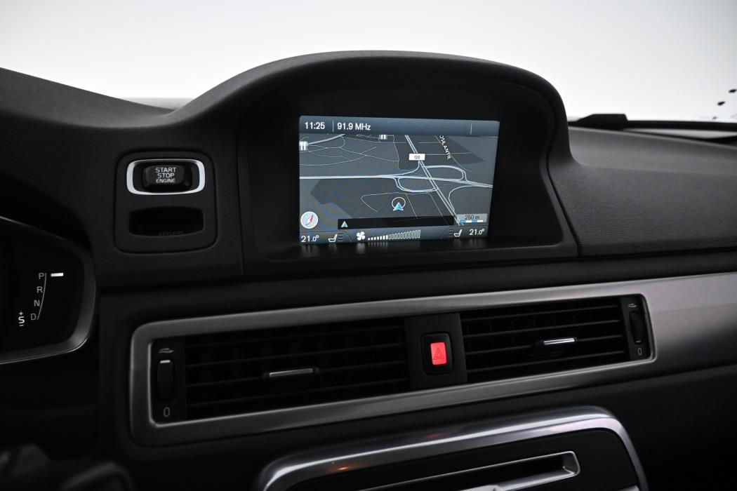 VOLVO XC70 2013