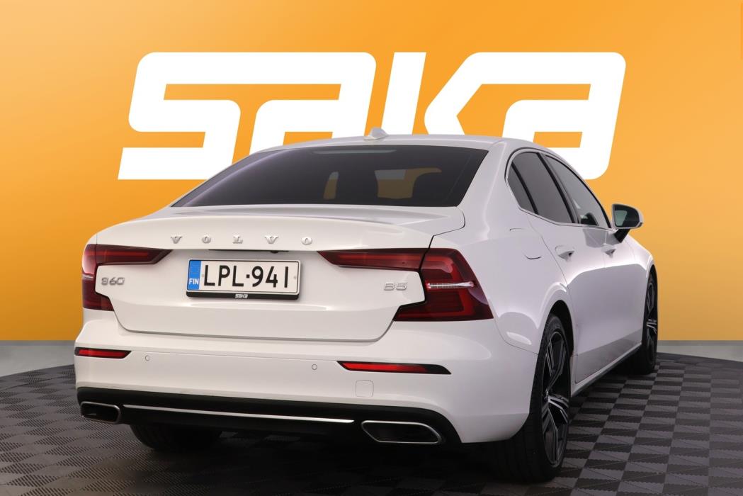 VOLVO S60 2021