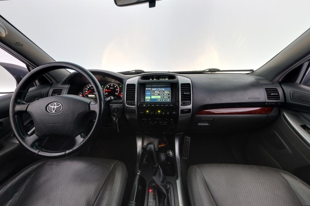 TOYOTA Land Cruiser 2007