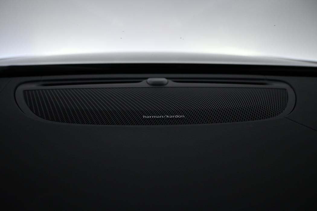 VOLVO V90 2023