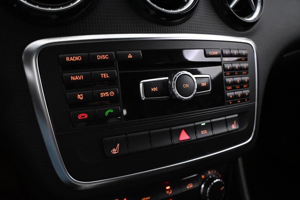 MERCEDES-BENZ A 2013