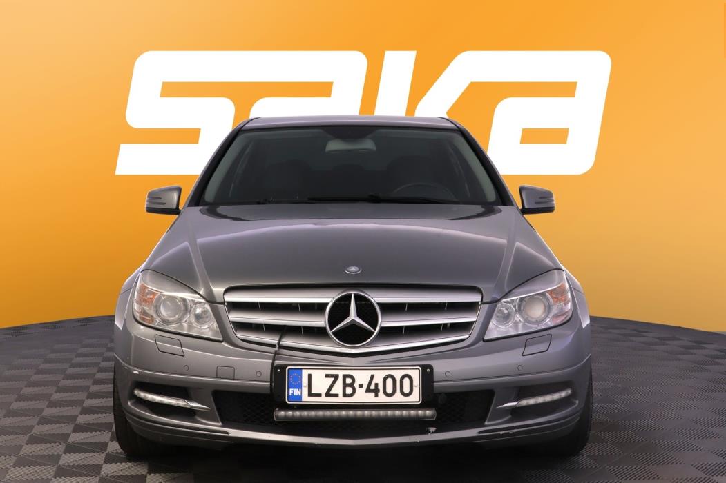 MERCEDES-BENZ C 2011