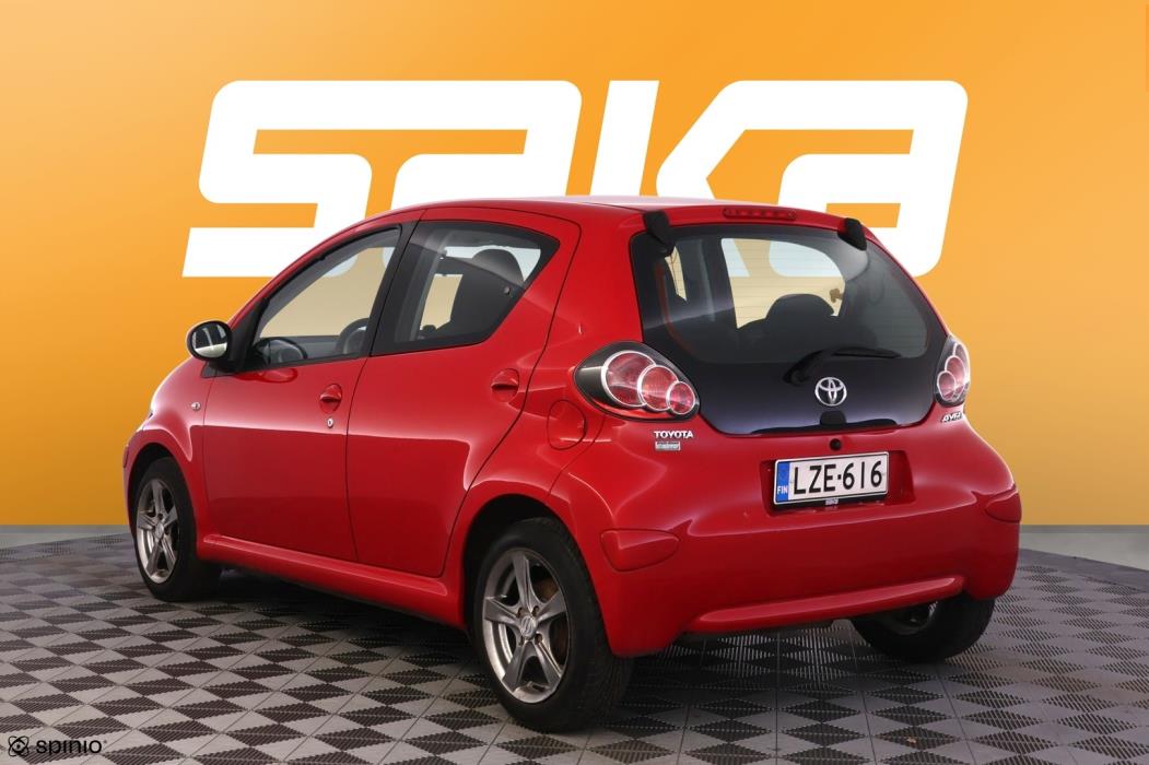 TOYOTA AYGO 2011