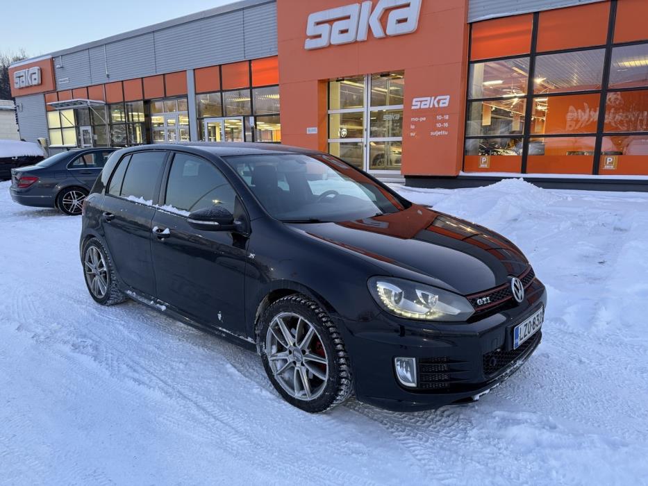 VOLKSWAGEN Golf 2011