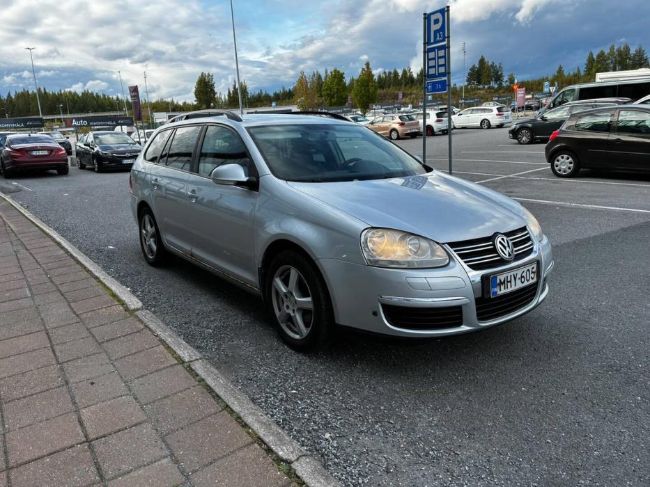 VOLKSWAGEN Golf 2008