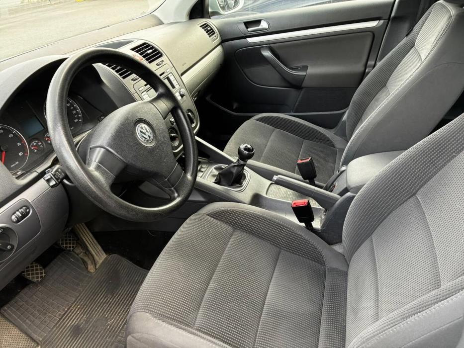 VOLKSWAGEN Golf 2008