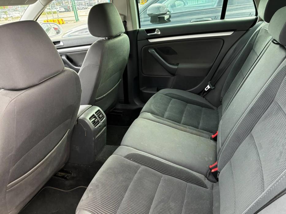 VOLKSWAGEN Golf 2008