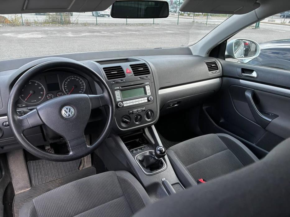 VOLKSWAGEN Golf 2008