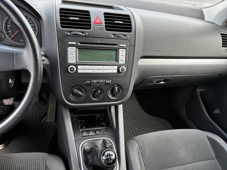 VOLKSWAGEN Golf 2008