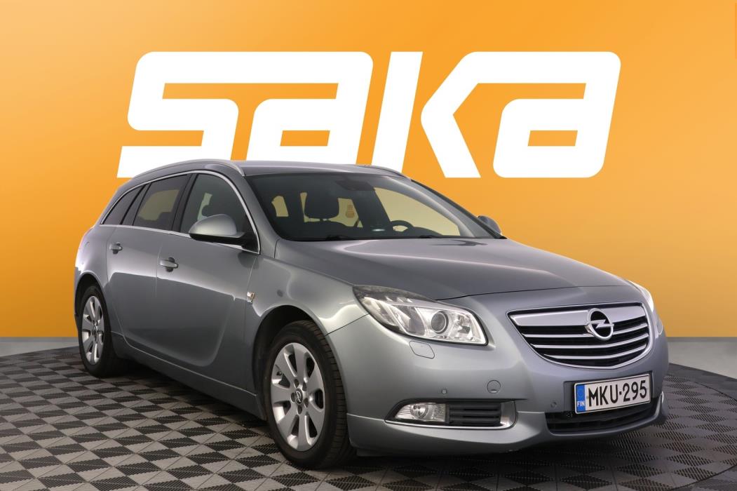 OPEL Insignia 2012