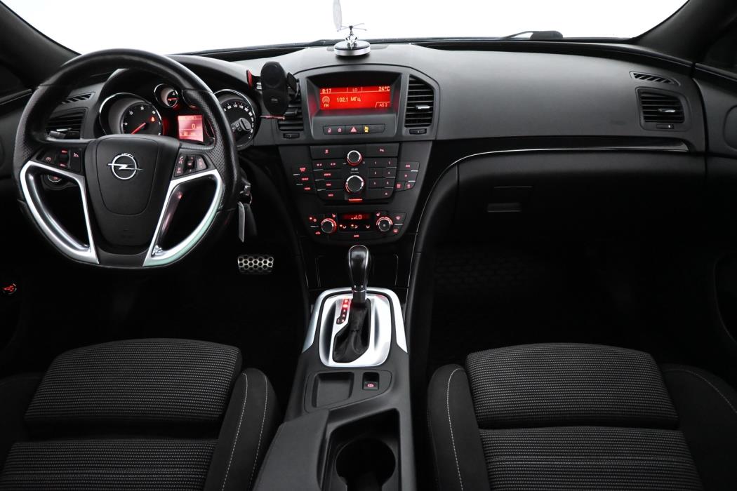 OPEL Insignia 2012