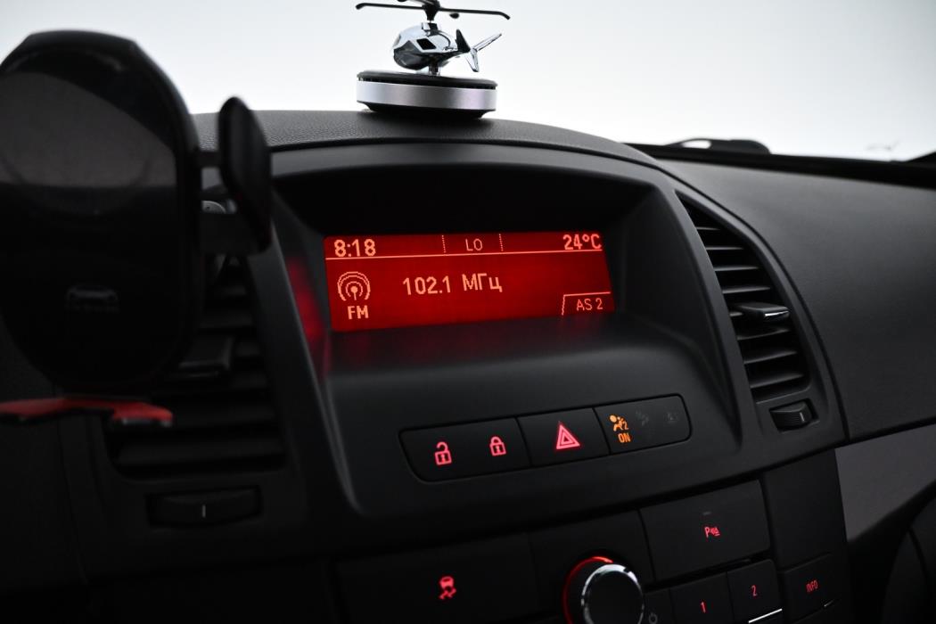 OPEL Insignia 2012