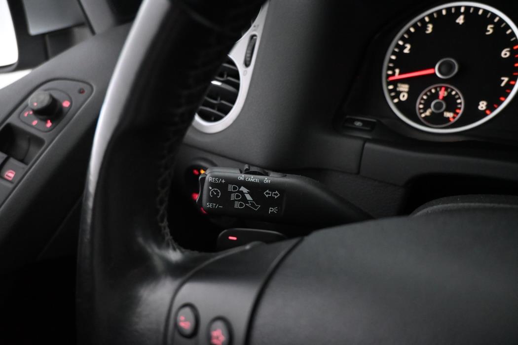 VOLKSWAGEN Tiguan 2010