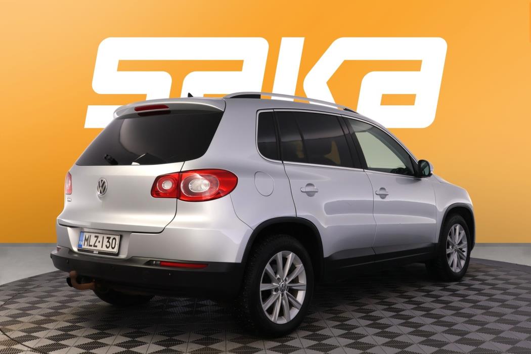 VOLKSWAGEN Tiguan 2010