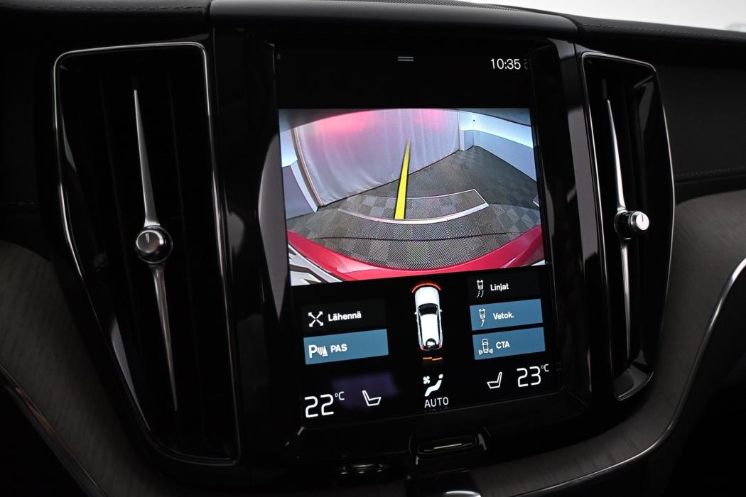 VOLVO XC60 2021