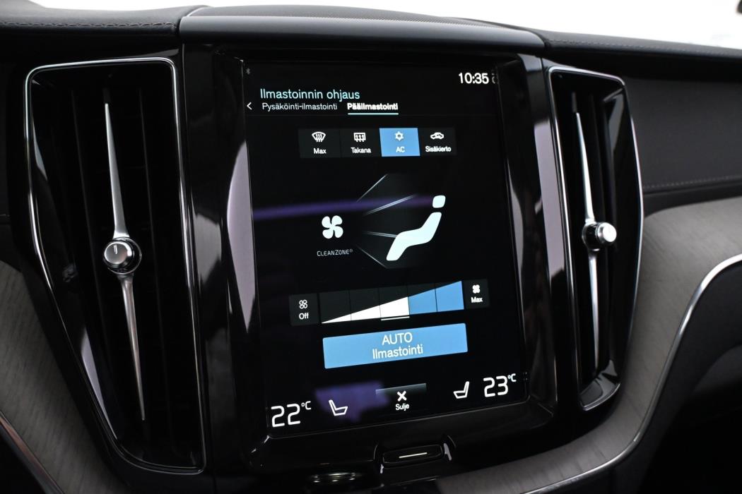 VOLVO XC60 2021