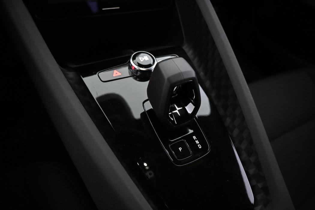 POLESTAR 2 2023