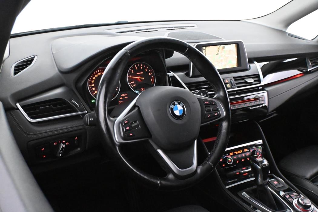 BMW 225 2016