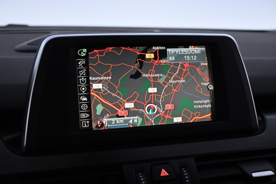 BMW 225 2016