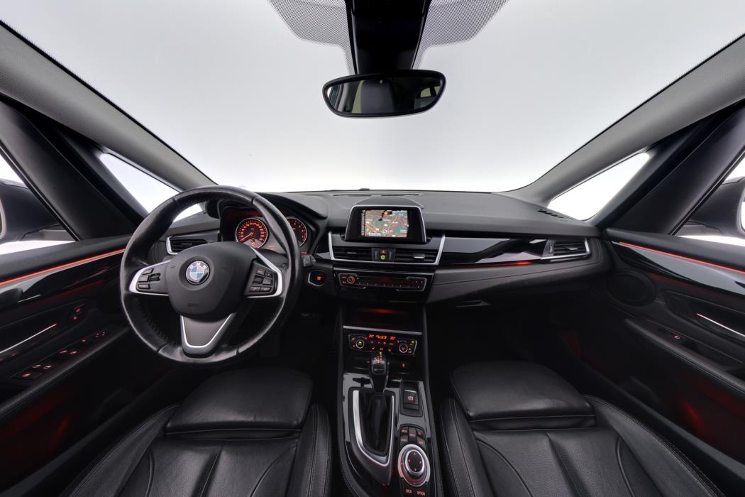 BMW 225 2016