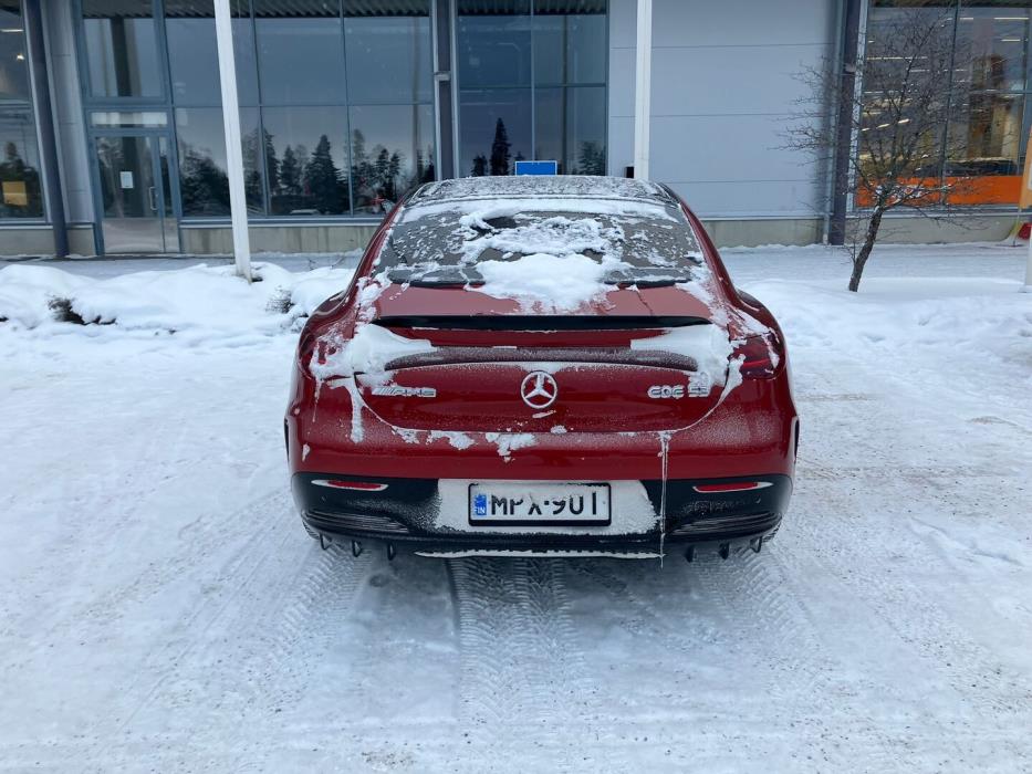 MERCEDES-BENZ EQE 2023