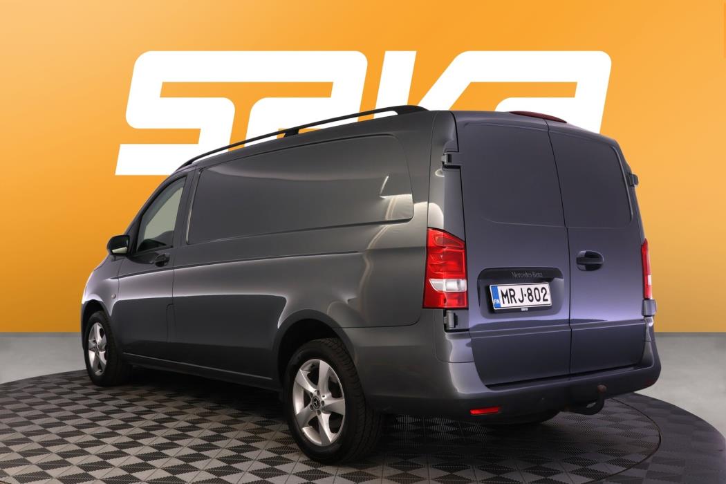 MERCEDES-BENZ Vito 2023