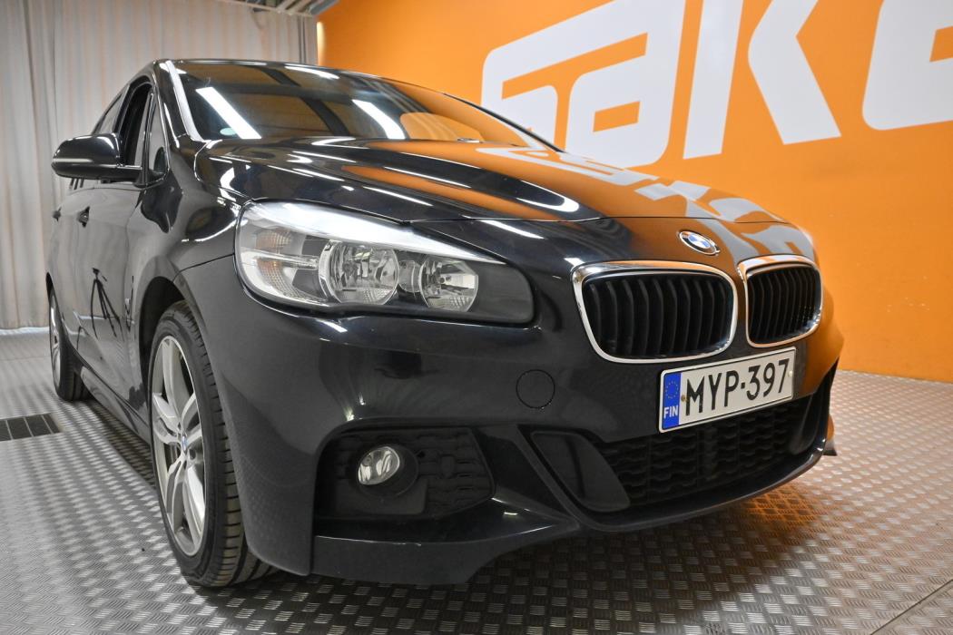 BMW 216 2016